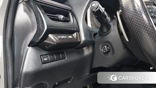 Lexus UX250h 2020 Серый из Кореи, фото 5