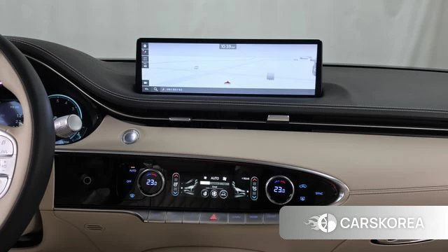 Genesis GV70 2023 Белый из Кореи, фото 5