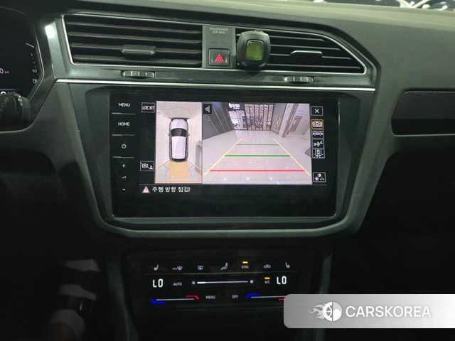 Volkswagen Tiguan second Generation 2022 Белый из Кореи, фото 5