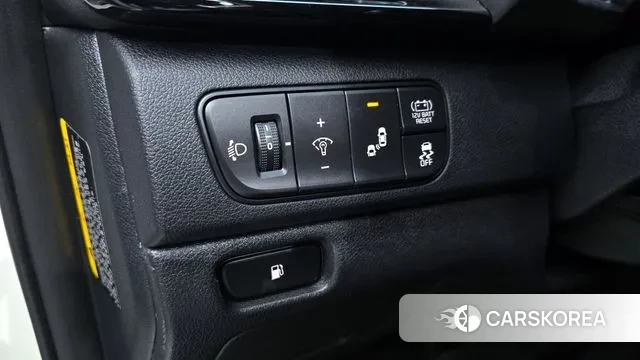 Kia Niro 2018 Белый из Кореи, фото 5