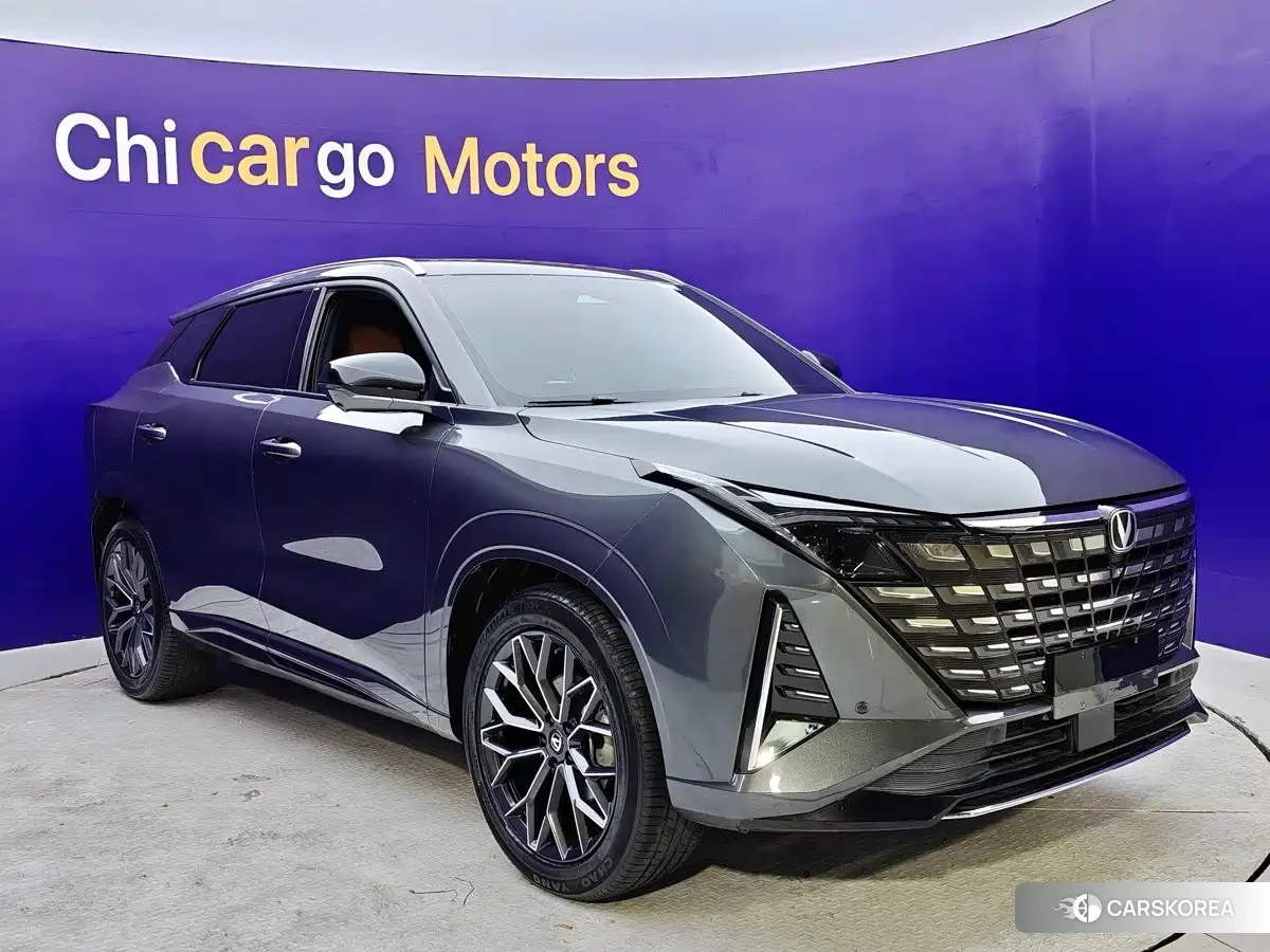 Chang'an UNI-Z 2024 Silver/gray из Китая, фото 5