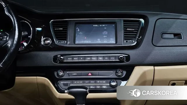 Kia The New Carnival 2018 Белый из Кореи, фото 5