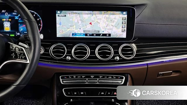 Mercedes-Benz E-Class W213 2023 Белый из Кореи, фото 5