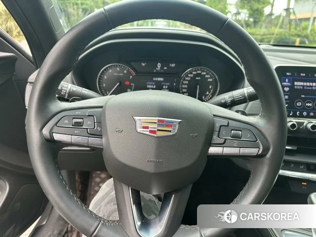 Cadillac CT4 2023 Белый из Китая, фото 5