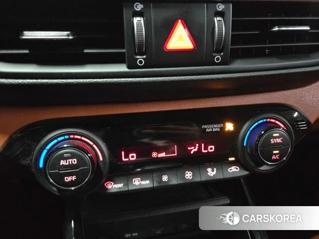 Kia The New K3 2nd generation 2022 Черный из Кореи, фото 5
