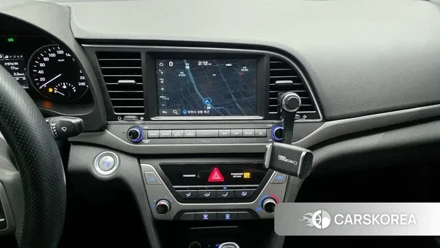 Hyundai Avante AD 2018 Белый из Кореи, фото 5