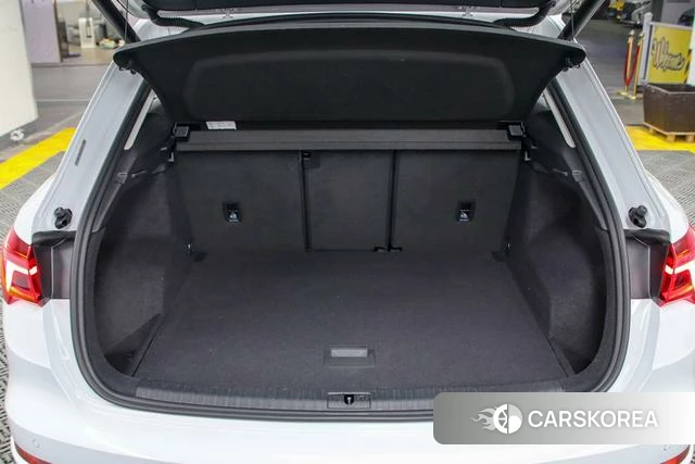 Audi Q3 2022 Белый из Китая, фото 5