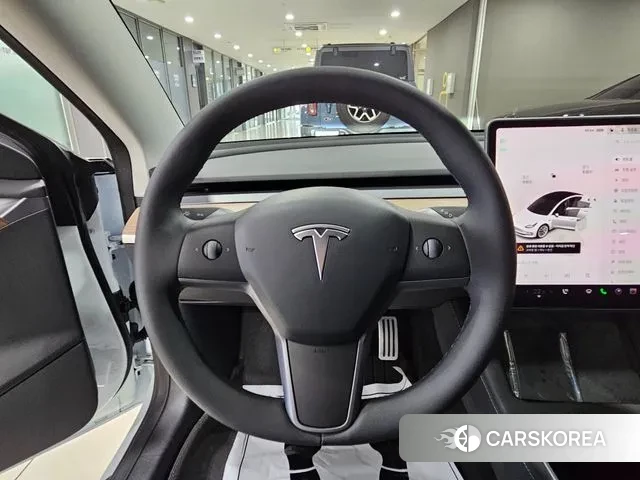 Tesla Model 3 2022 Белый из Кореи, фото 5