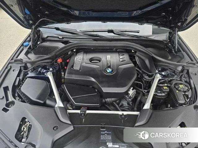 BMW 5 Series (G30) 2019 Синий из Кореи, фото 5