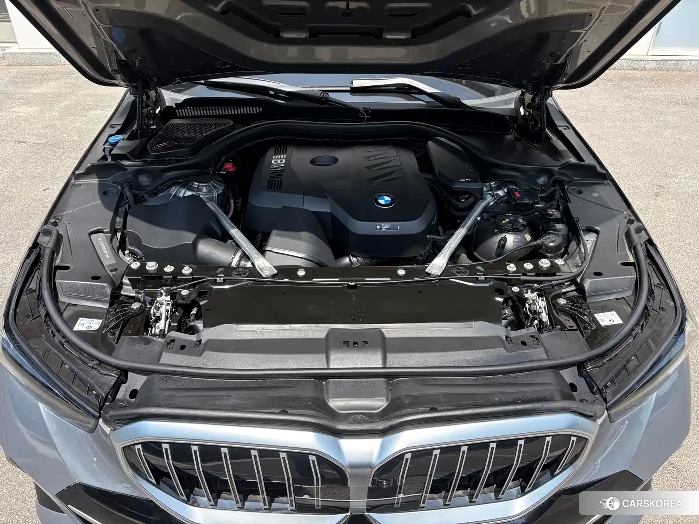 BMW 5 series 2025 Silver/gray из Китая, фото 5