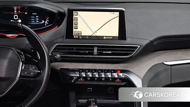 Peugeot 5008 second generation 2018 Белый из Кореи, фото 5