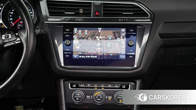 Volkswagen Tiguan second Generation 2020 Серый из Кореи, фото 5