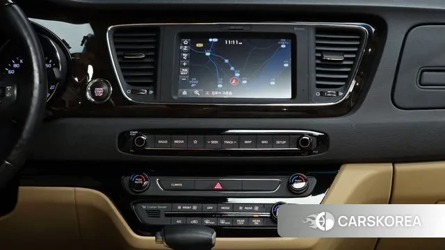 Kia The New Carnival 2019 Белый из Кореи, фото 5