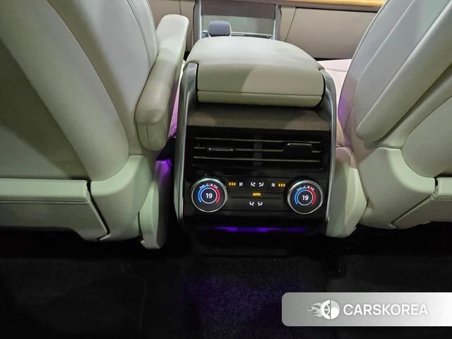 Land Rover Range Rover 5th Generation 2025 Черный из Кореи, фото 5