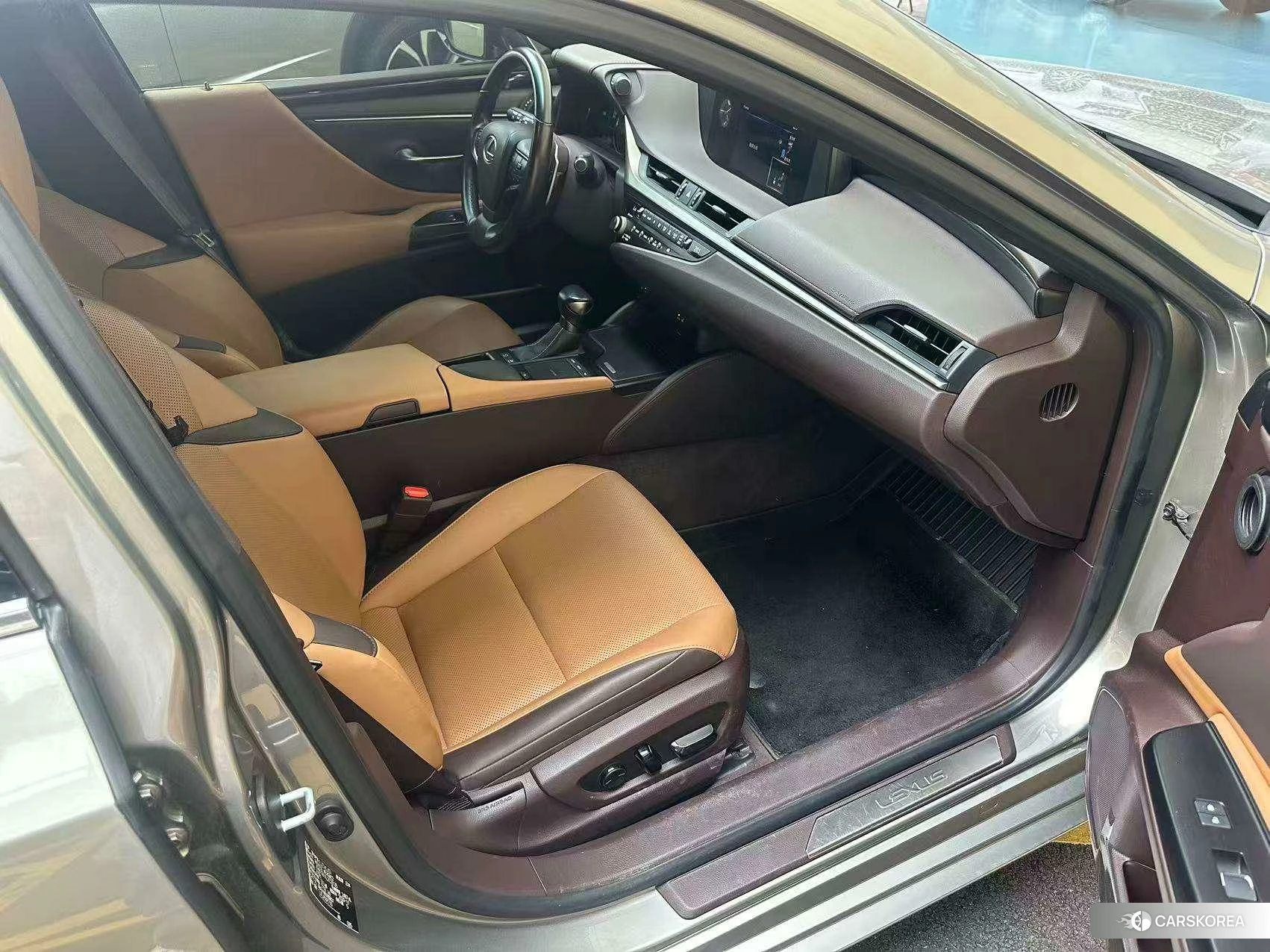 Lexus ES 2021 Серебристо-серый из Китая, фото 5