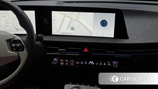 Kia EV6 2023 Белый из Кореи, фото 5