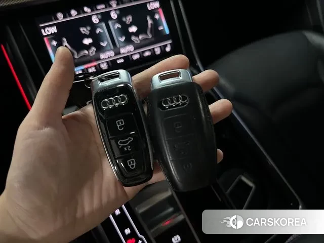 Audi Q7 (4M) 2022 Черный из Кореи, фото 5
