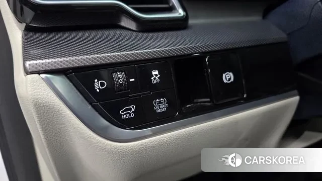 Kia Sportage 5th Generation Hybrid 2024 Белый из Кореи, фото 5