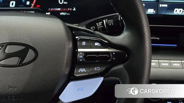 Hyundai The New Avante (CN7) 2024 Белый из Кореи, фото 5