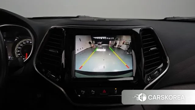 Jeep Cherokee (KL) 2021 Серебристо-серый из Кореи, фото 5