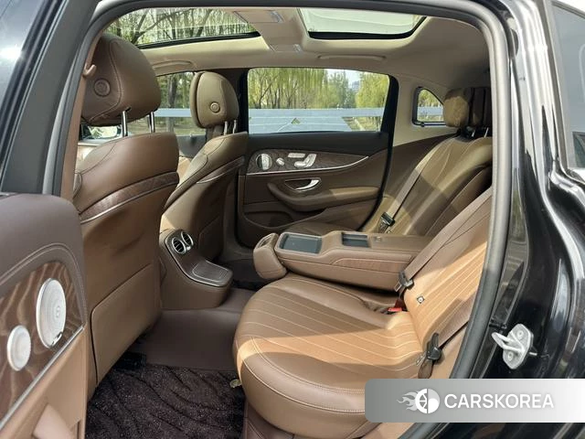 Mercedes-Benz E-class 2021 Черный из Китая, фото 5