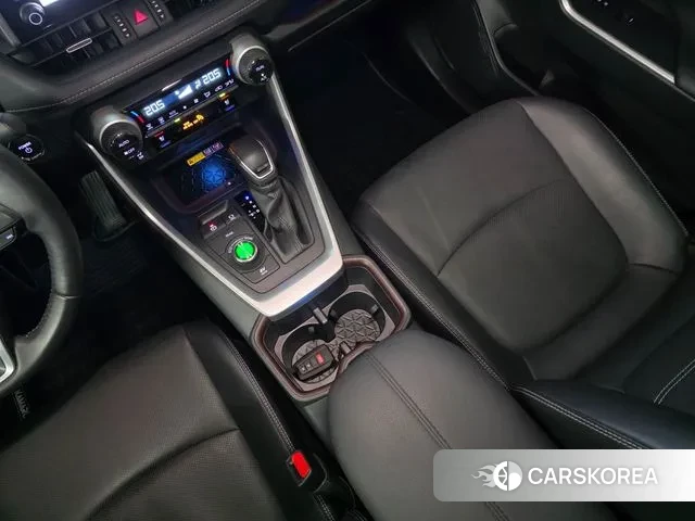 Toyota RAV4 5th Generation 2023 Белый из Кореи, фото 5