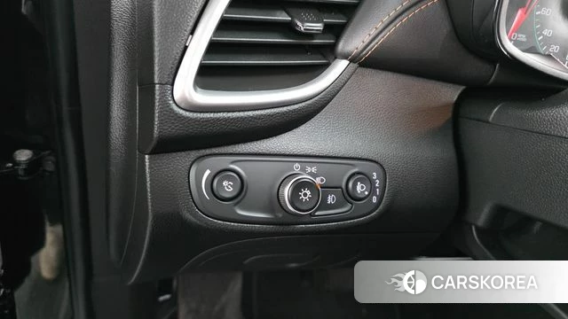 Chevrolet (GM Daewoo) The New Trax 2020 Черный из Кореи, фото 5