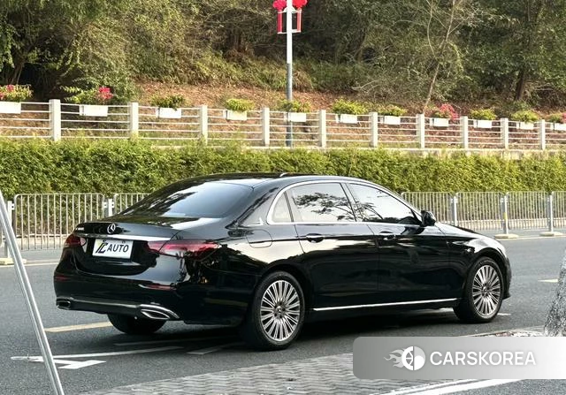 Mercedes-Benz E-class 2022 Черный из Китая, фото 5