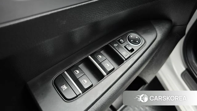Kia The New K3 2nd generation 2022 Белый из Кореи, фото 5