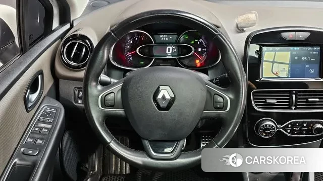 Renault Korea (Samsung) Clio 2018 Белый из Кореи, фото 5