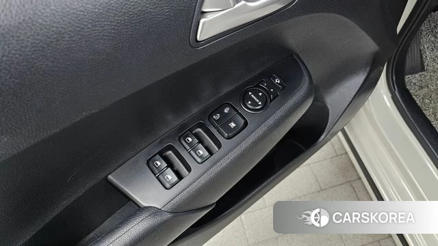 Kia Morning Urban (JA) 2023 Жемчужный цвет из Кореи, фото 5