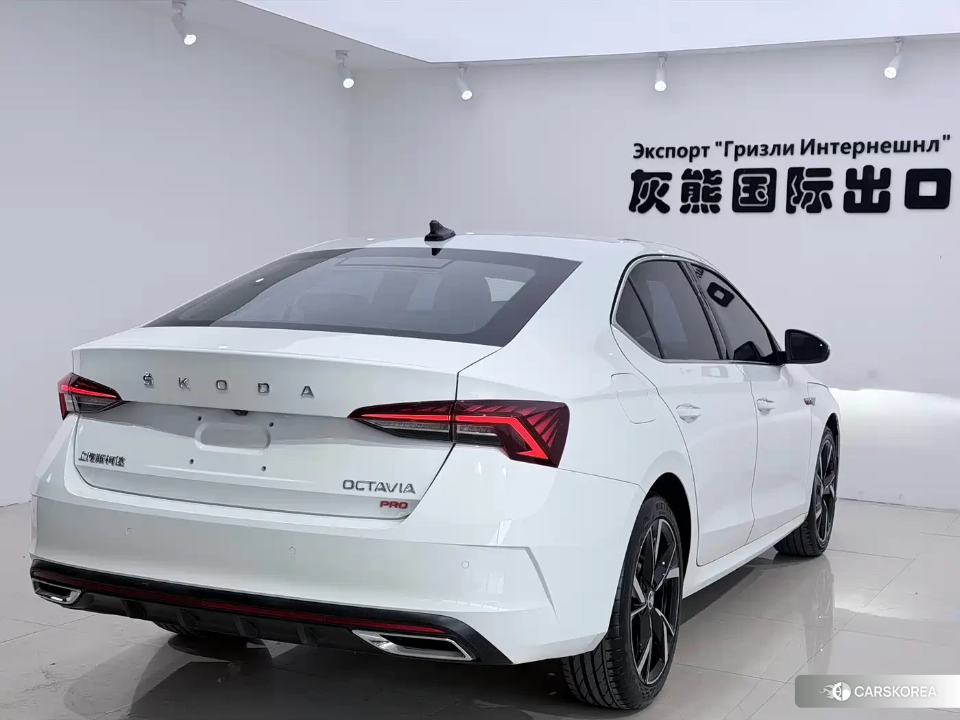 Skoda Octavia 2024 Белый из Китая, фото 5