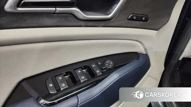 Kia Sportage 5th Generation Hybrid 2023 Серый из Кореи, фото 5