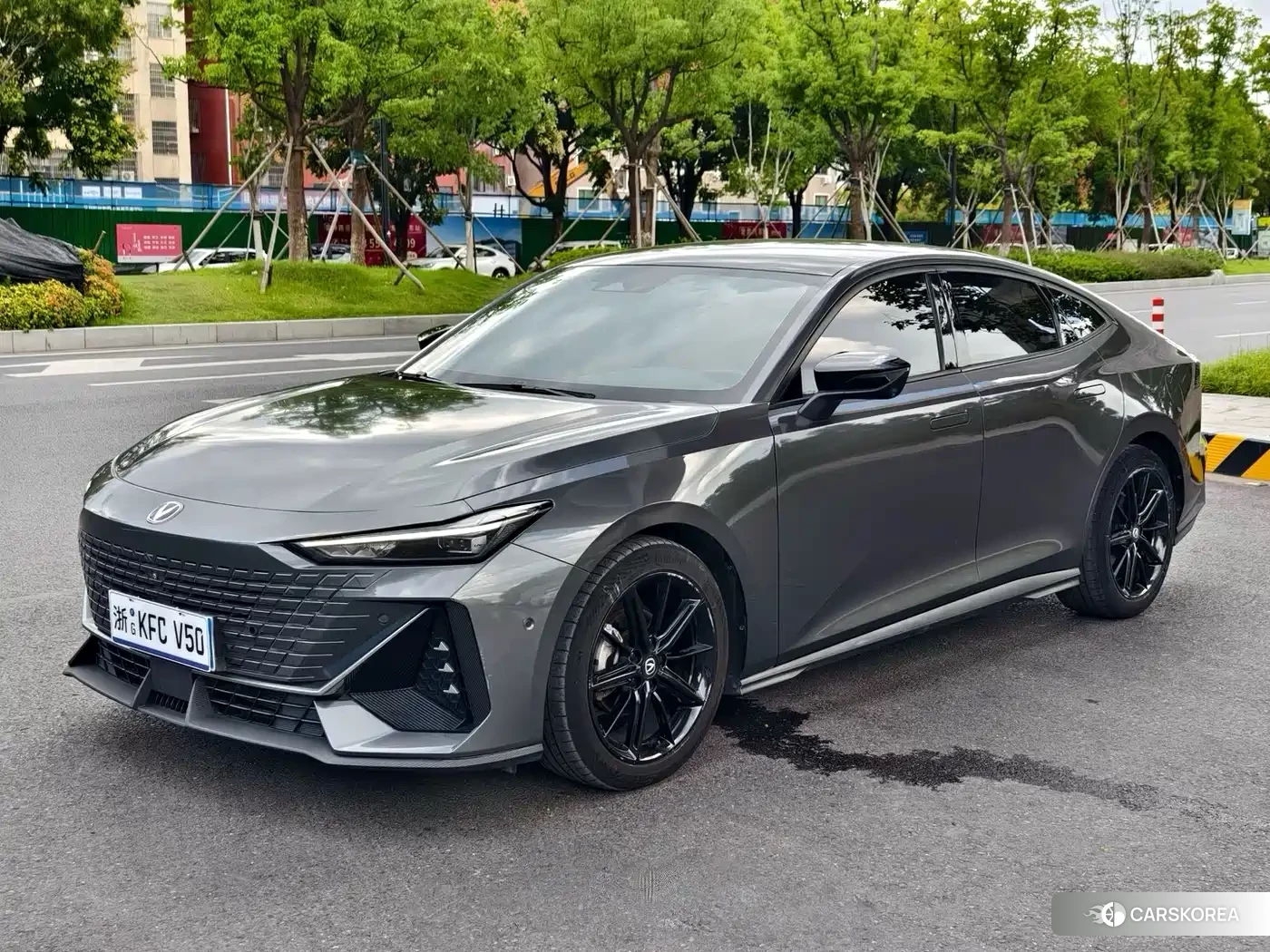 Chang'an Changan UNI-V 2022 Silver/gray из Китая, фото 5