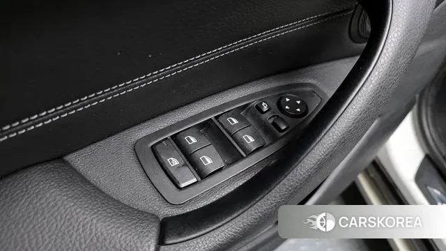 BMW X1 (F48) id 3493850 из Кореи 5