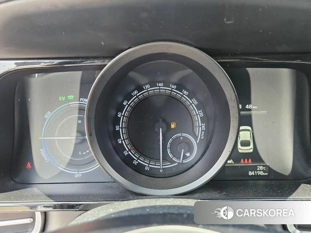Hyundai Avante Hybrid (CN7) 2022 Белый из Кореи, фото 5