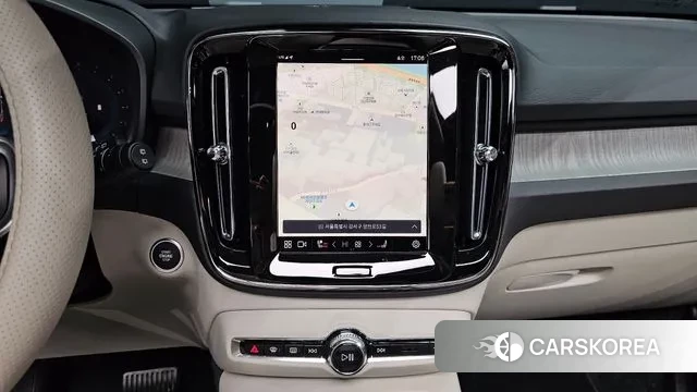 Volvo XC40 2025 Белый из Кореи, фото 5