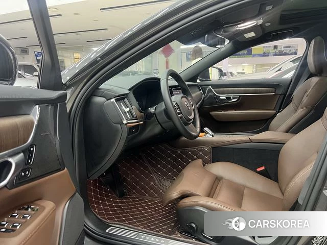 Volvo S90 2025 Темно-серый из Китая, фото 5