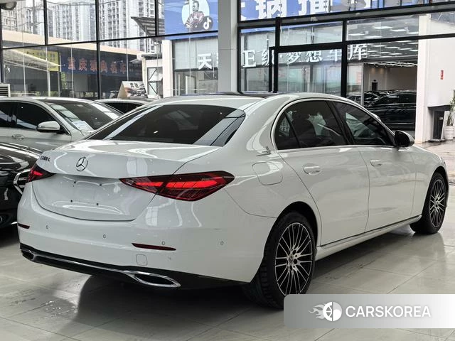 Mercedes-Benz Class C 2023 Белый из Китая, фото 5