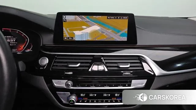 BMW 5 Series (G30) 2020 Синий из Кореи, фото 5