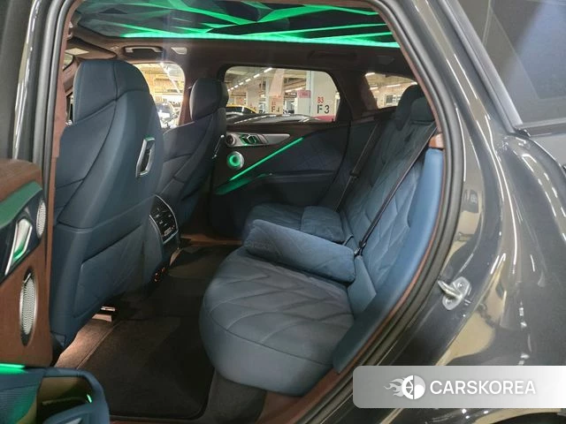 BMW XM (G09) 2025 Серый из Кореи, фото 5