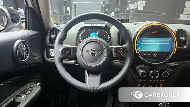 Mini Cooper Countryman 2023 Песочный из Кореи, фото 5