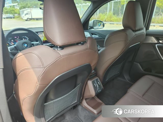 BMW X1 (U11) 2023 Серебряный из Кореи, фото 5