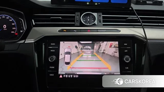 Volkswagen Arteon 2020 Серебристо-серый из Кореи, фото 5