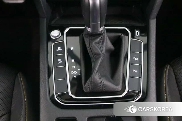 Volkswagen CC 2025 Белый из Китая, фото 5