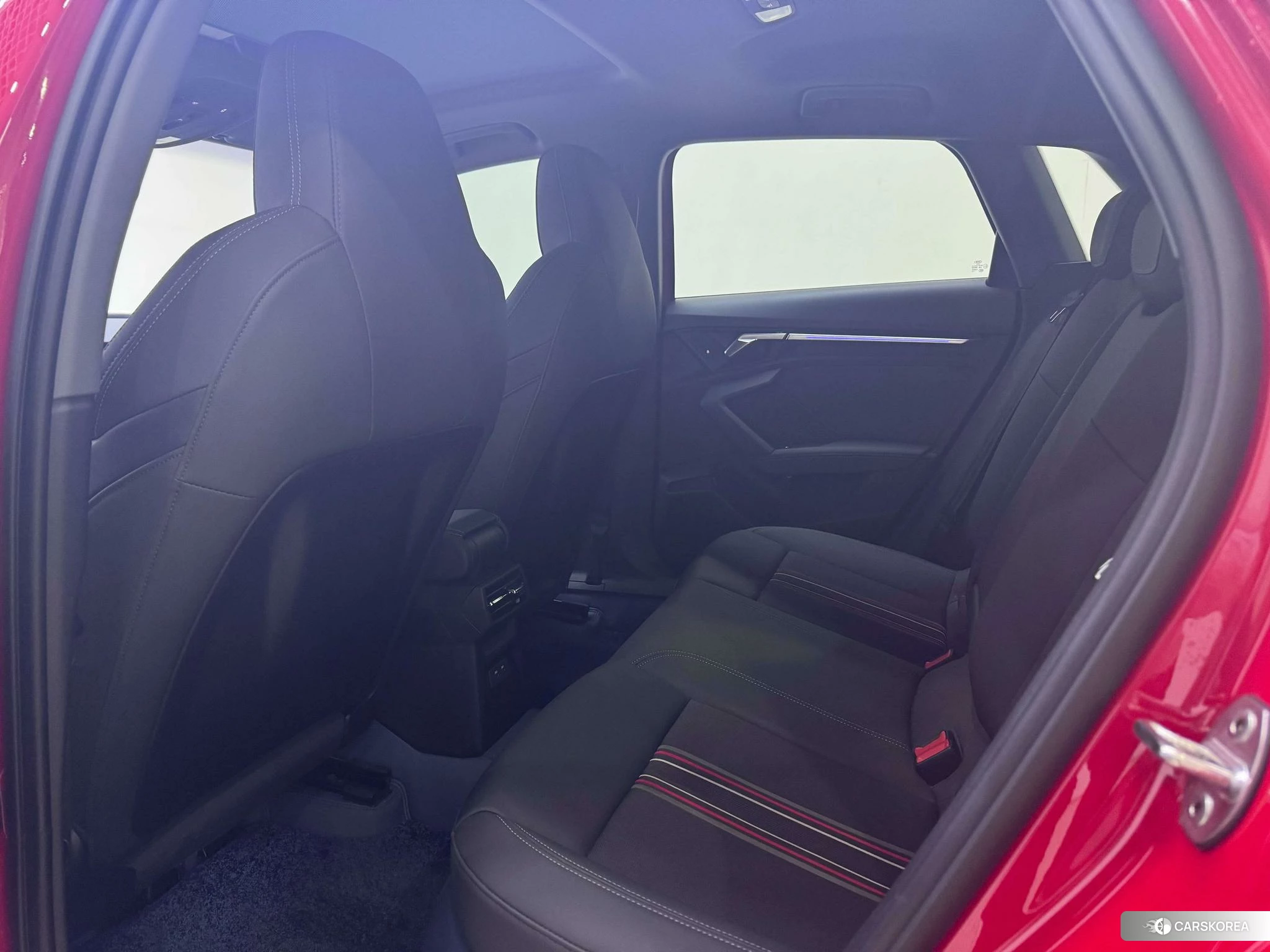 Audi A3 2023 Красный из Китая, фото 5