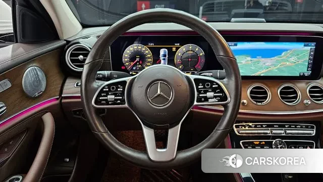 Mercedes-Benz E-Class W213 2020 Белый из Кореи, фото 5