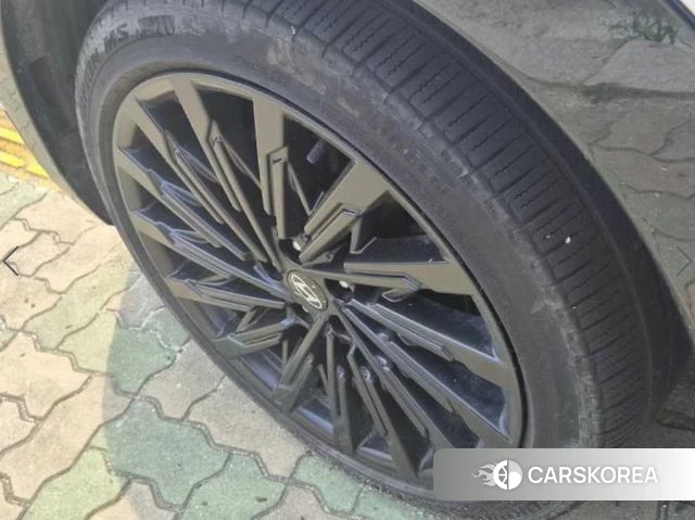Hyundai Santa Fe (MX5) 2023 Белый из Кореи, фото 5