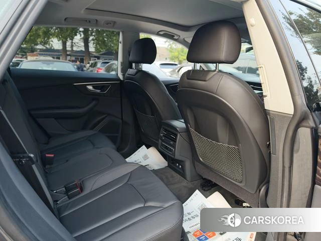Audi Q8 2020 Серебристо-серый из Китая, фото 5