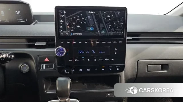 Hyundai Staria 2022 Серебряный из Кореи, фото 5